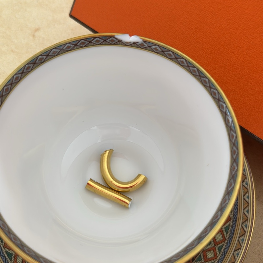 Hermès Orange Box with Elegant Teacup Set - Picture 3 of 4